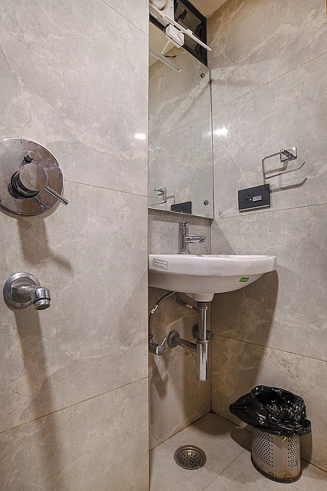 Hotel Holiday Classic Room 4