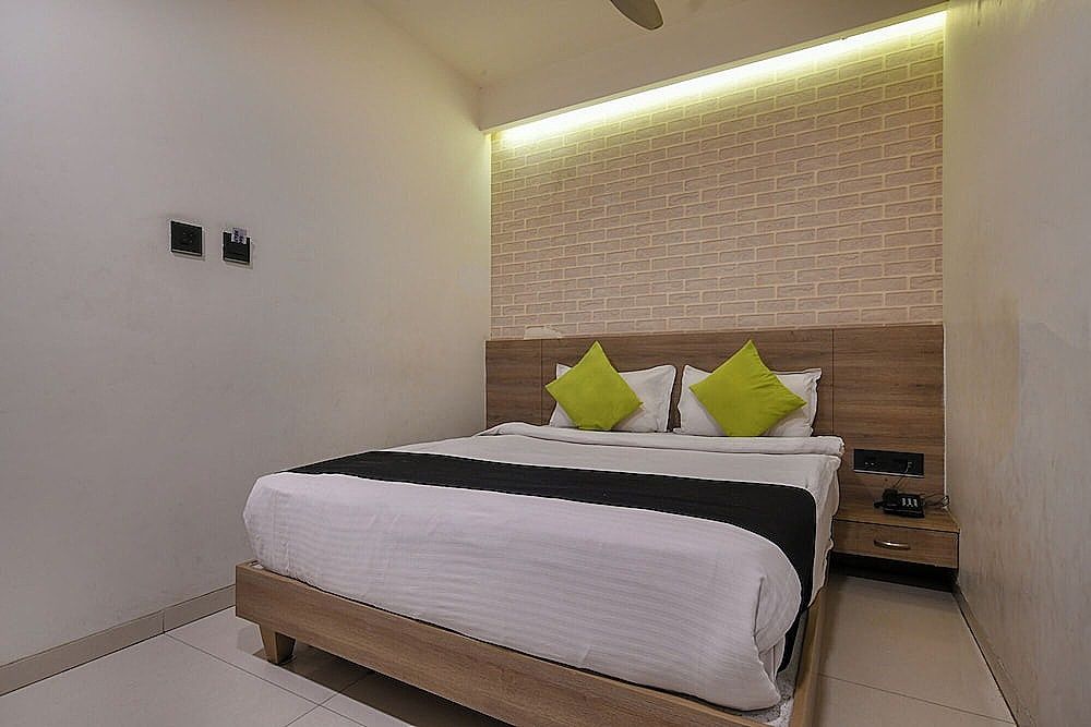 Hotel Holiday Classic Room 2