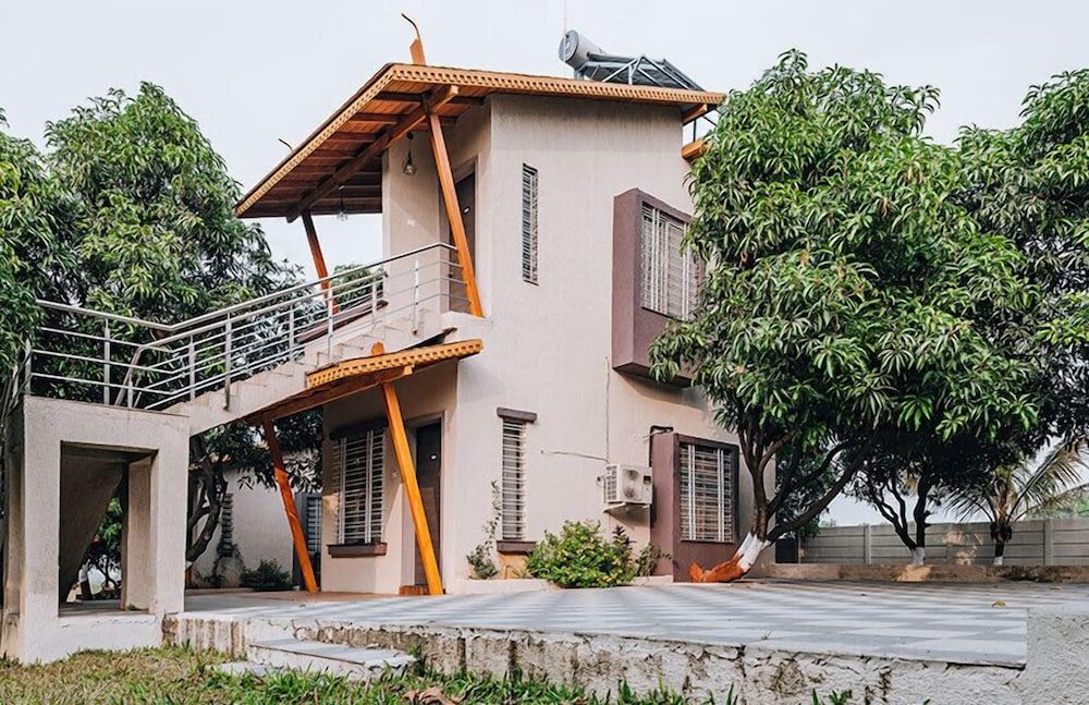 Freesia Resort by Express Inn