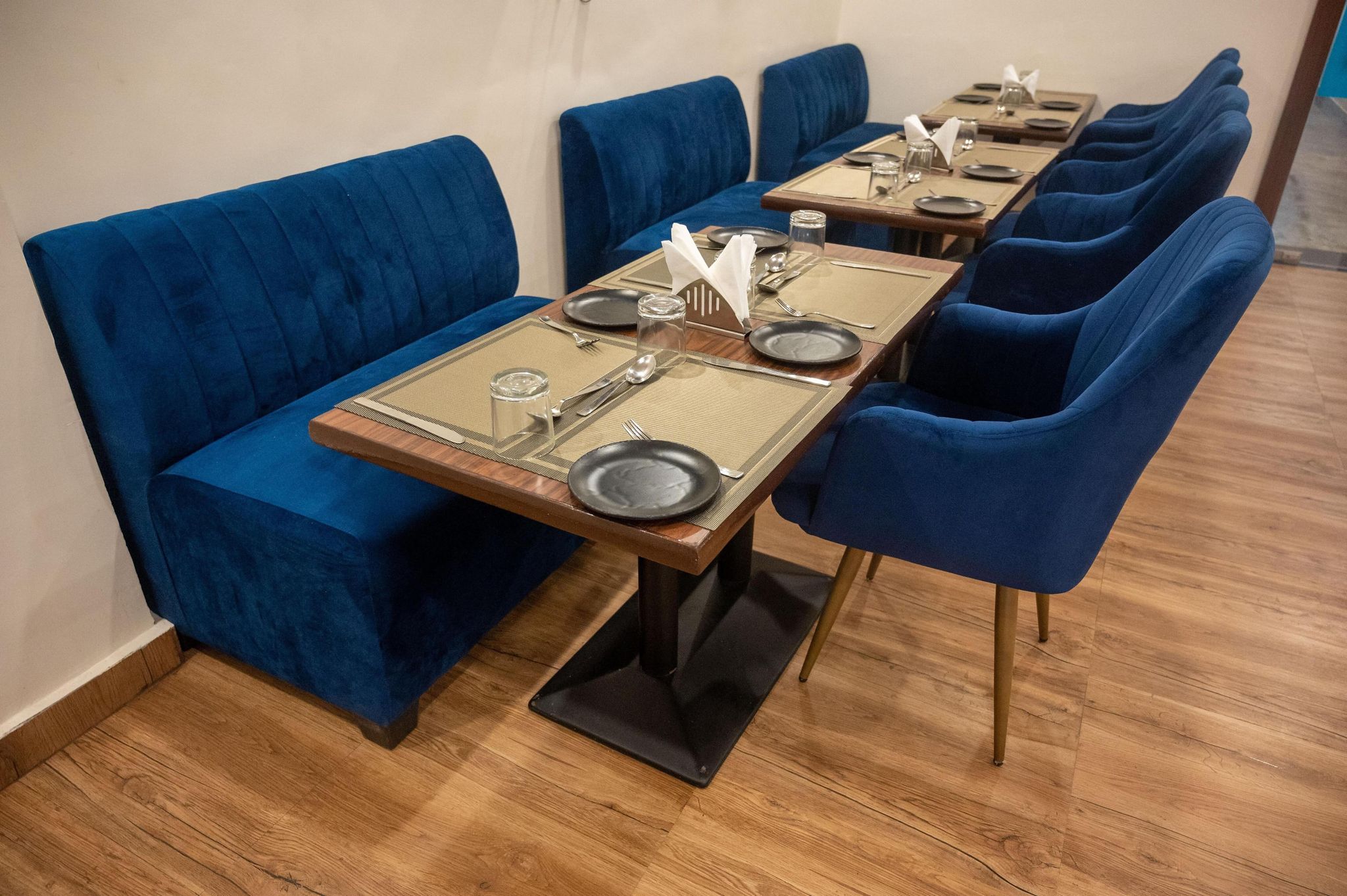 Food & Dining
