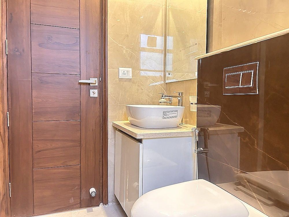 Lime Tree 1BHK Service Apartment Deluxe Double Room 9