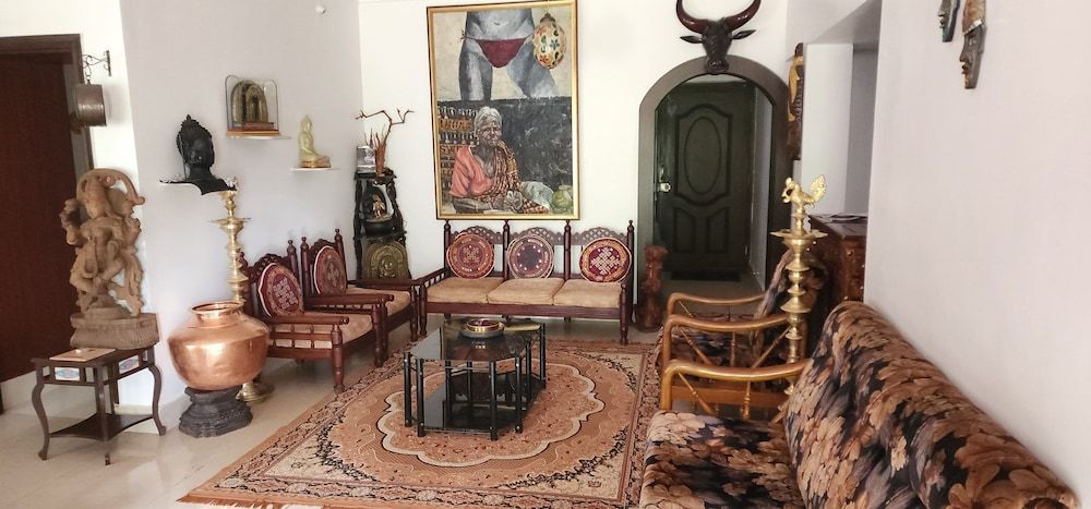 The Karle - Hostel
