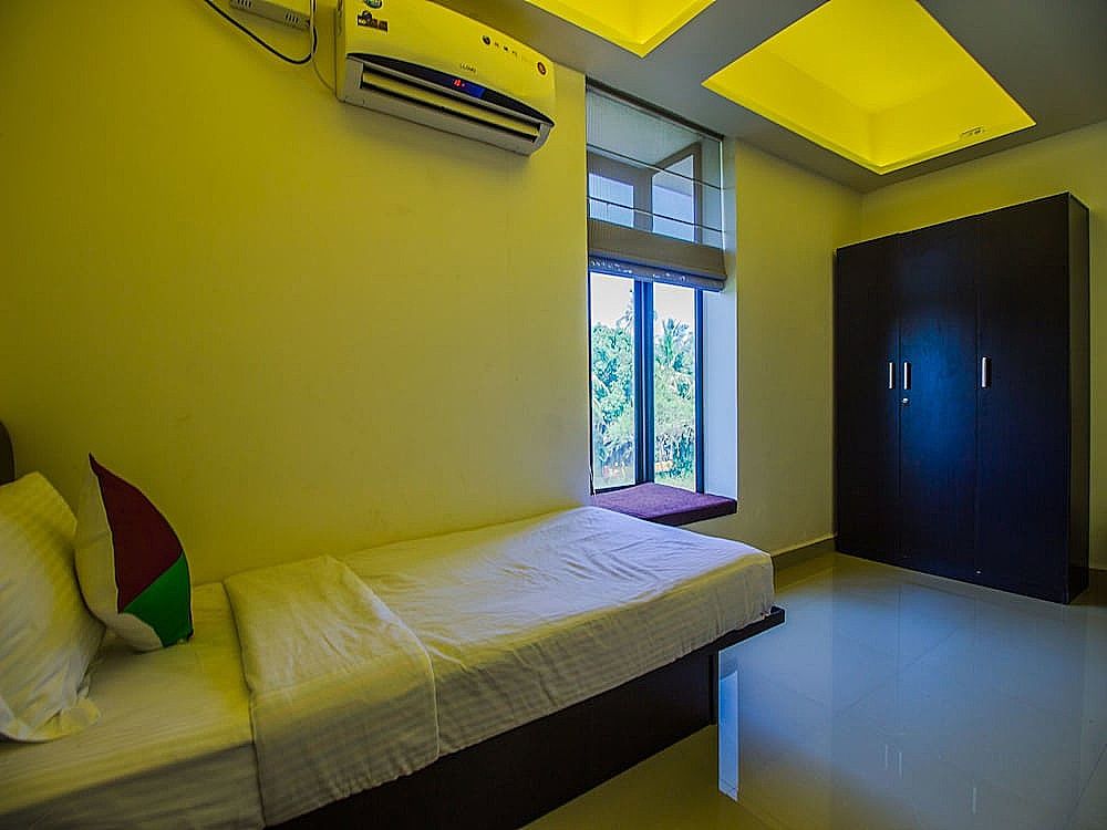 OYO 12686 Home Spacious 2BHK Varca Beach Double or Twin Room 16