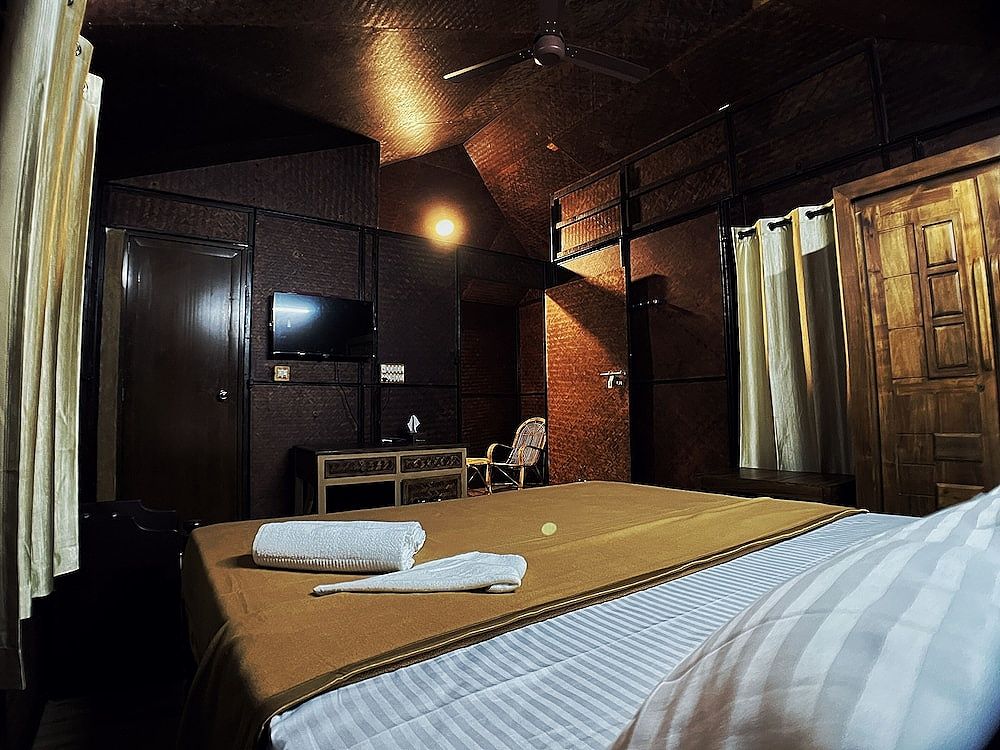 Mahout resort Bamboo Shack 3