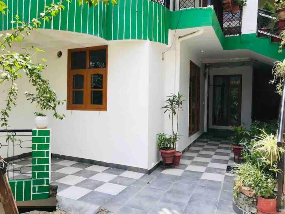 Impeccable 2-bed Apartment in Solan, HP Apartment 13