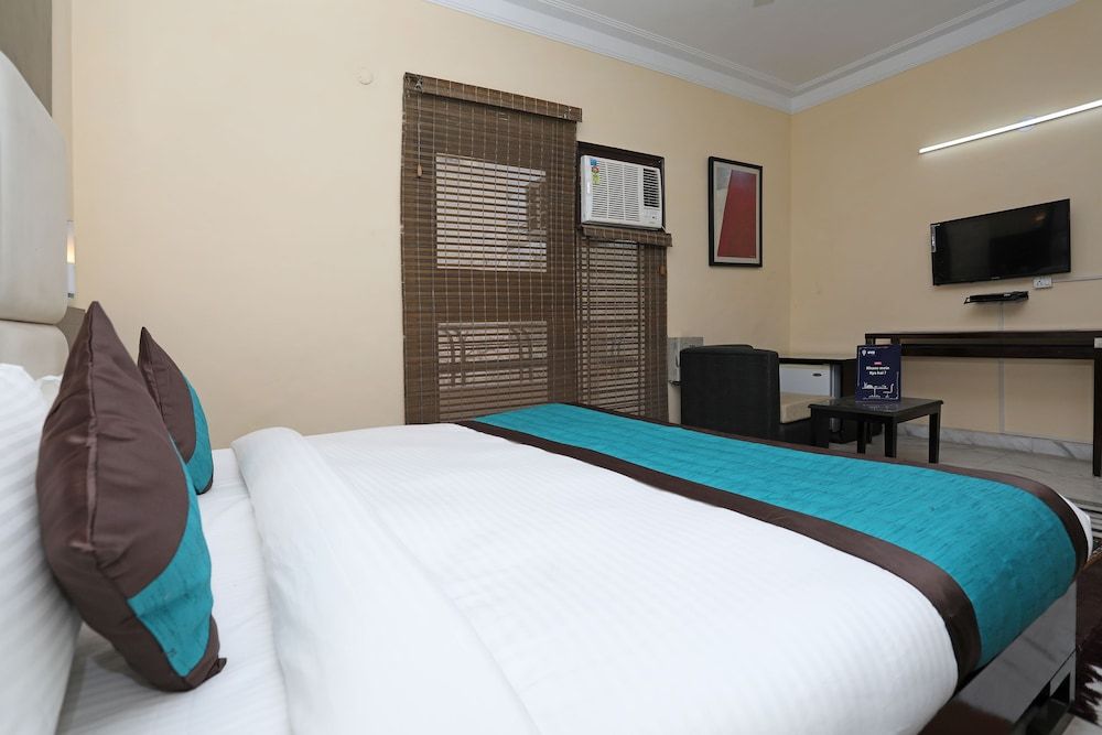 OYO 10057 Hotel Laksh Residency Double or Twin Room 5