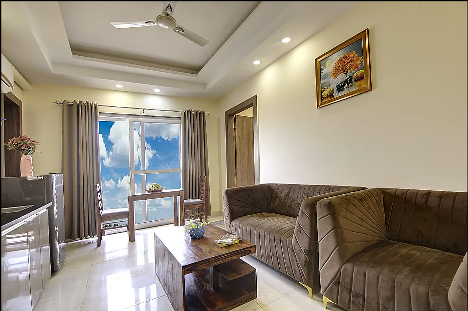 LimeWood Stay Gold-1BHK APARTMENT NEAR ARTEMIS HOSPITAL 1 BHK Apartment with Private Balcony 6