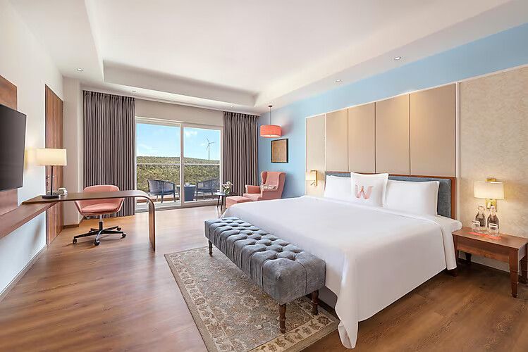 Deluxe Room, 1 Queen Bed