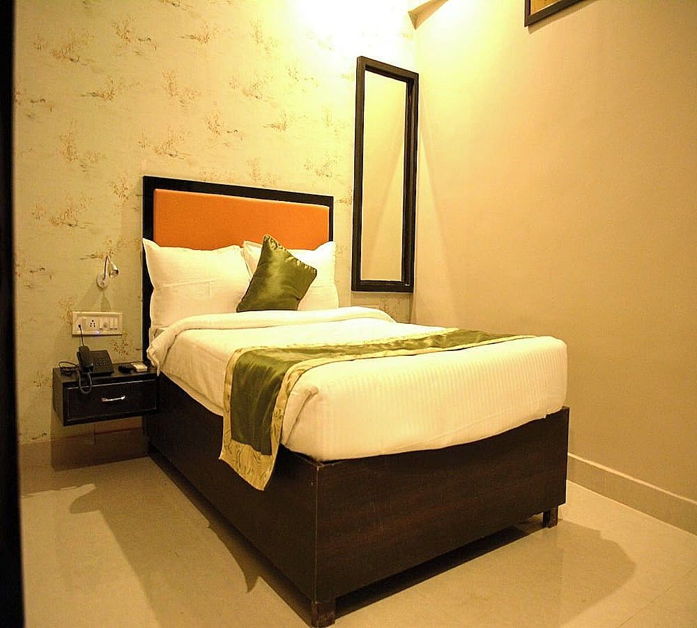 Hotel Runway Inn Premium Room