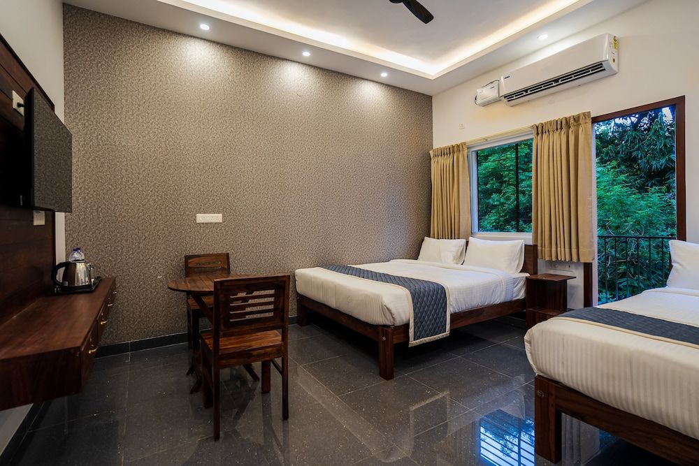 La Meadow Villa - 5 BR with Private Pool Luxury Villa 2