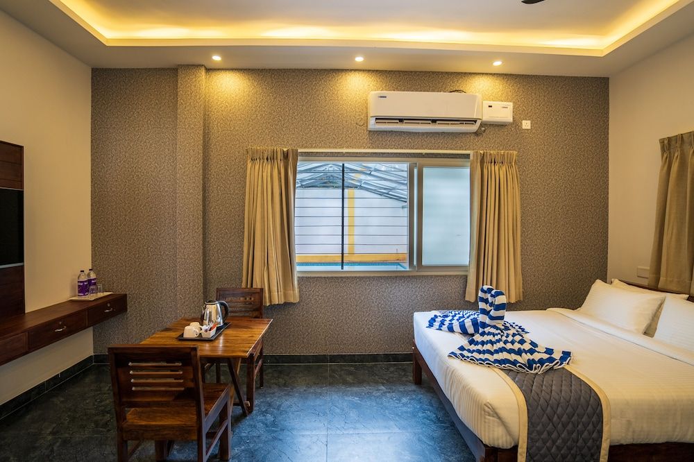 La Meadow Villa - 5 BR with Private Pool Luxury Villa 3