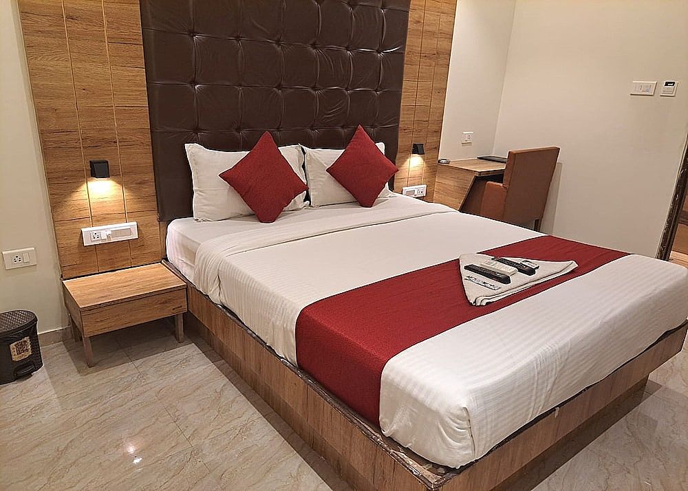 Gateway Star Hotel Deluxe Room 3