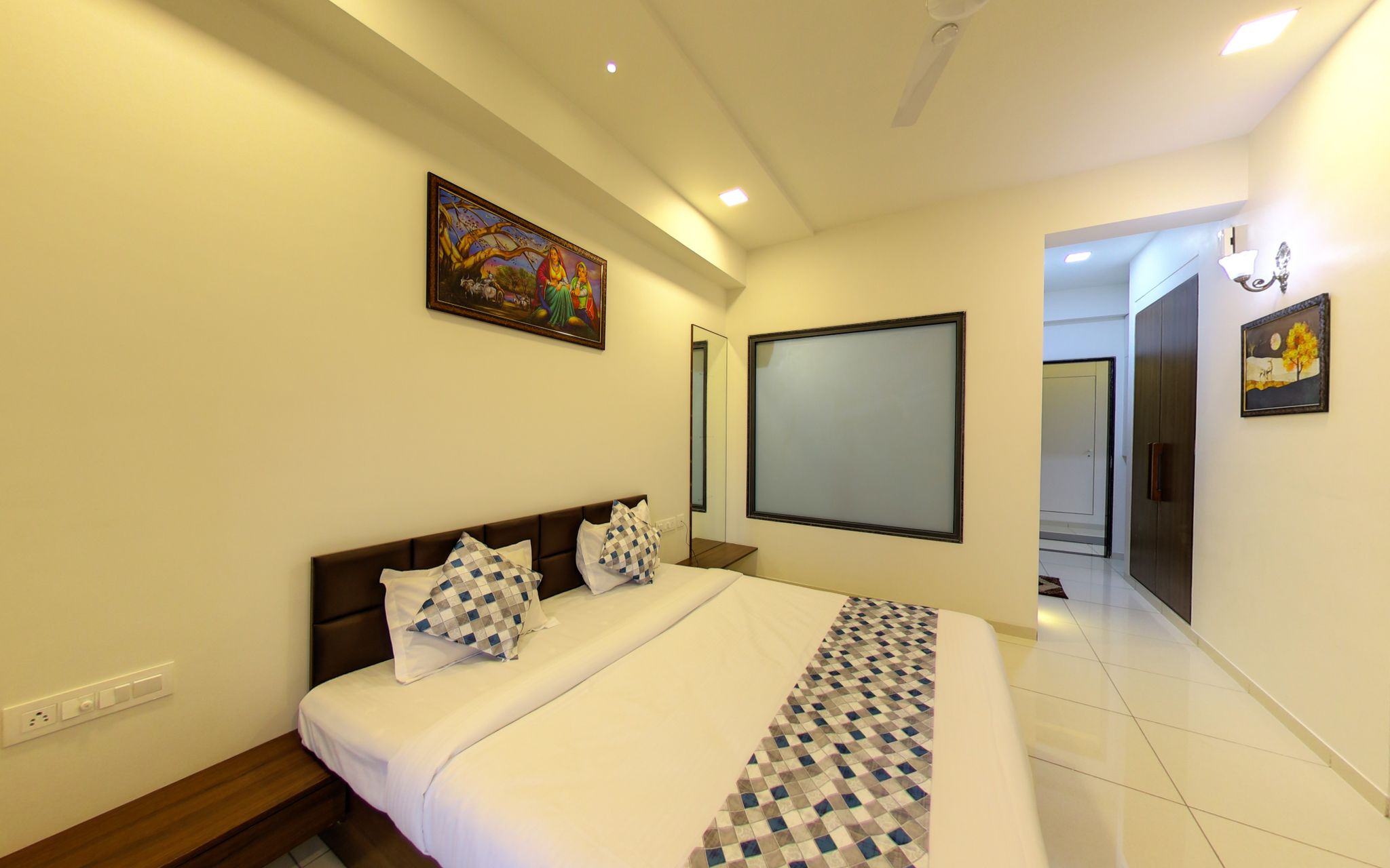 Anantam Resort Luxury Room with Balcony 3