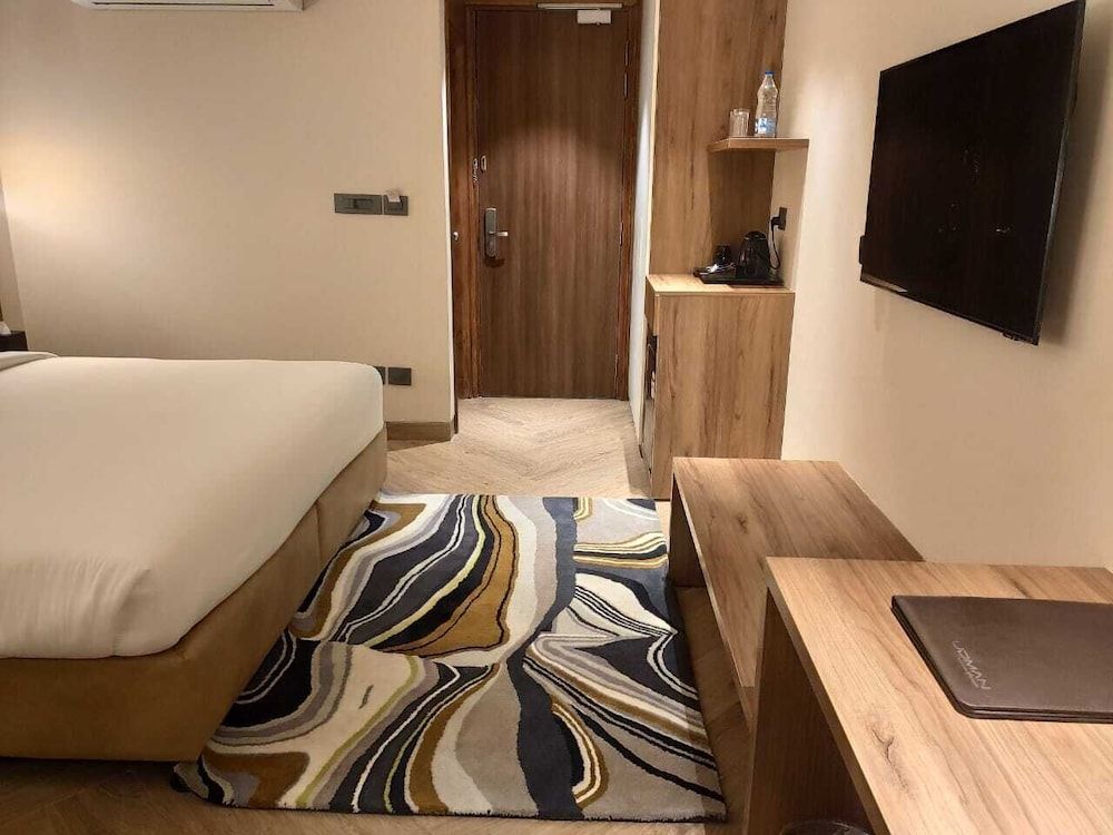 Udman Hotel Gurugram Premium Room 5