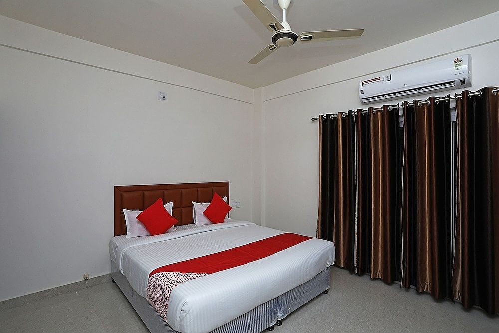 OYO 23251 Prime Residency Standard Room 5