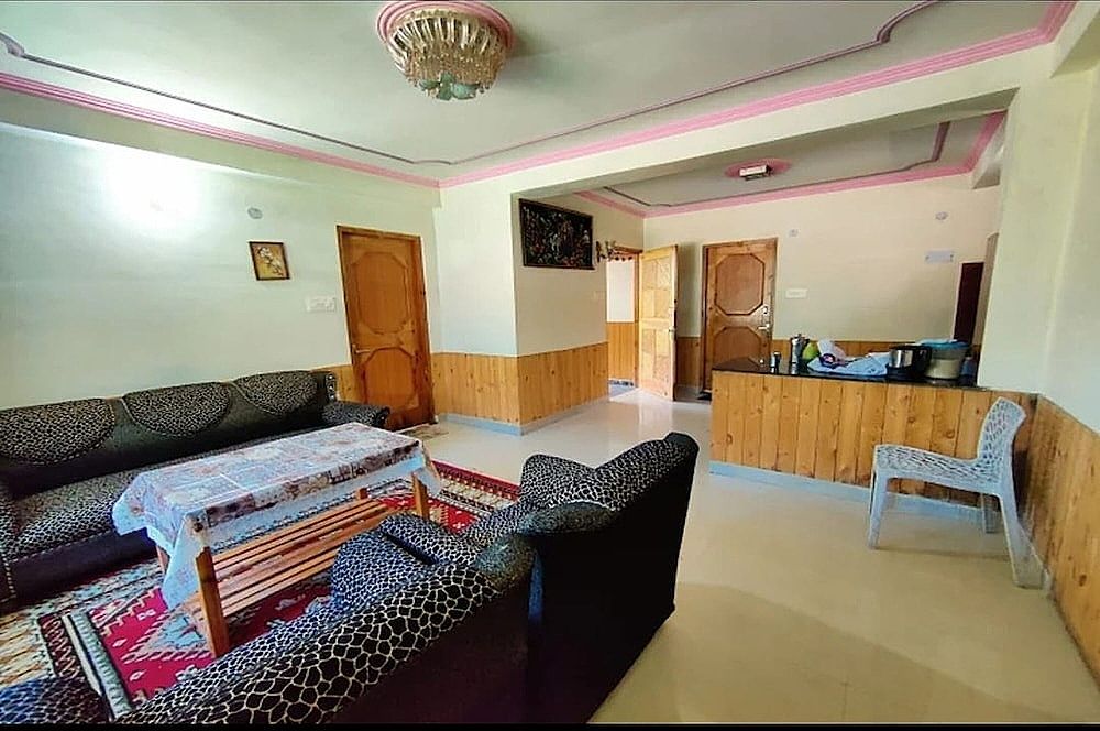 Antriksh Cottage Manali Apartment 10