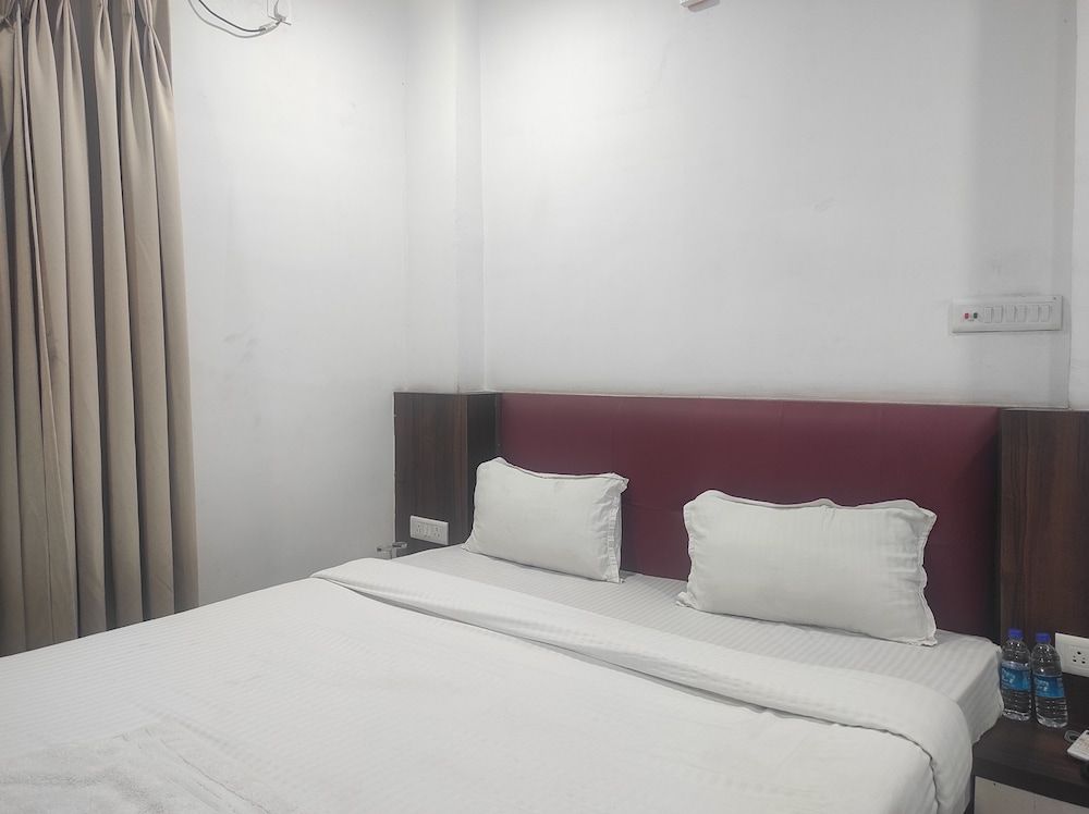 Hotel SG Hub Tower Standard Room 4