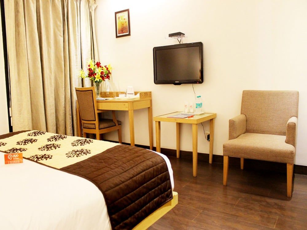 OYO 14287 101 stays Double or Twin Room 12