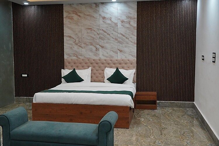Suite Room
