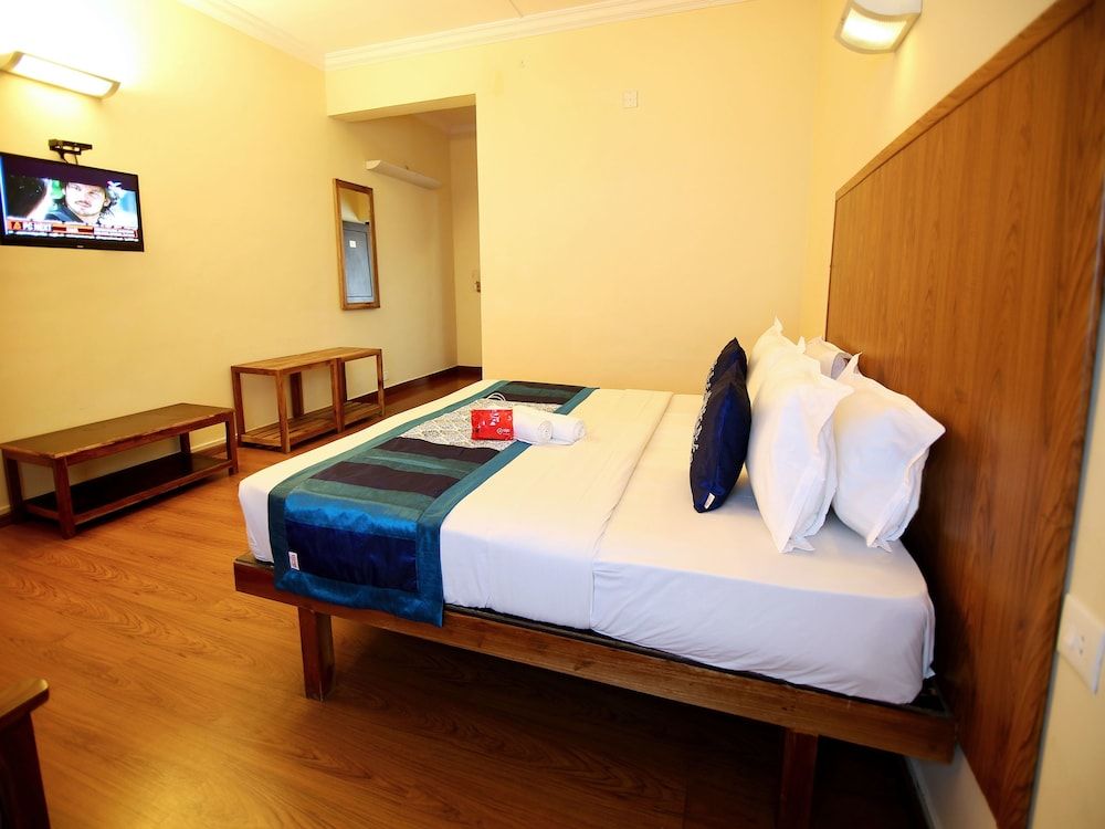 Deluxe Double or Twin Room, 1 King Bed