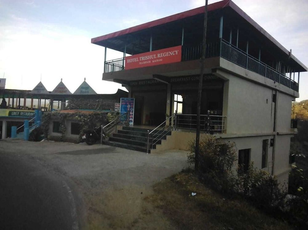 Hotel Trishul Regency