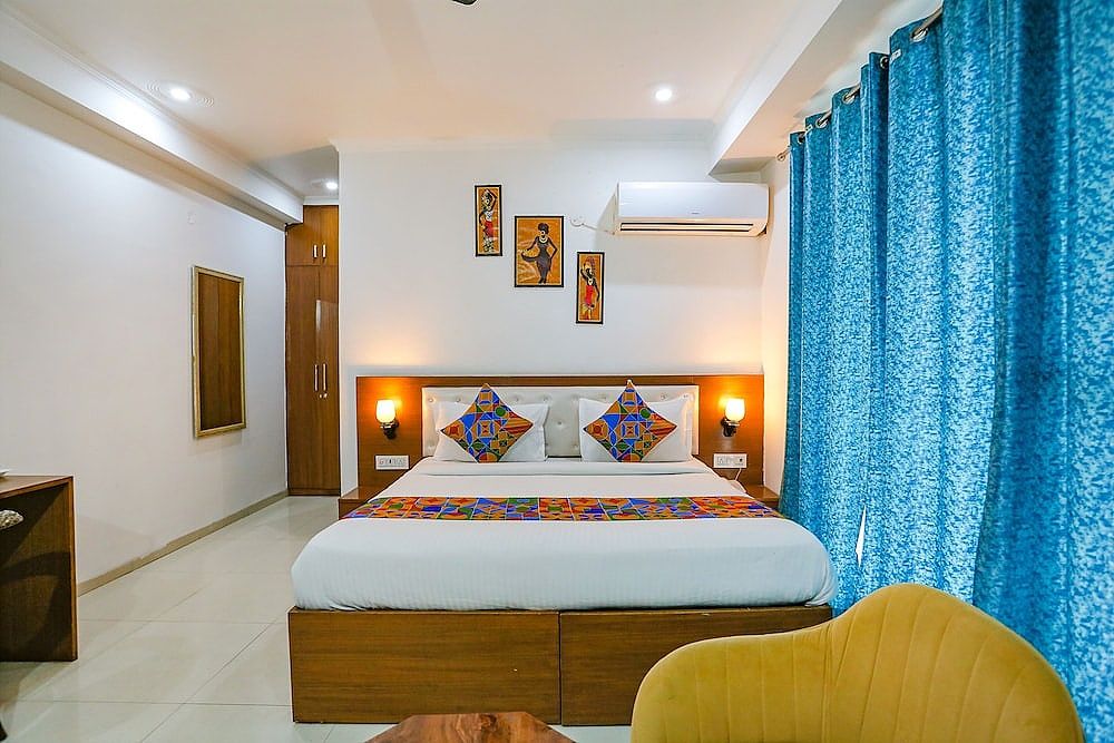 Rejoice Venture Sec-52 Deluxe Double Room 7