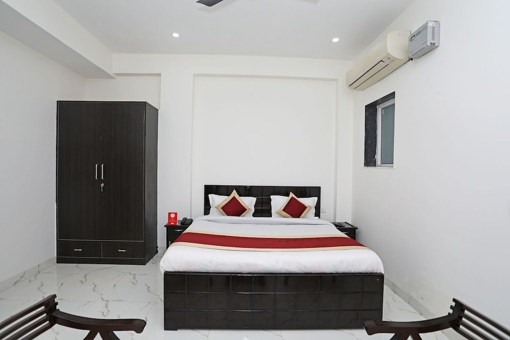 OYO 11004 Heritage India Residency Double or Twin Room 10