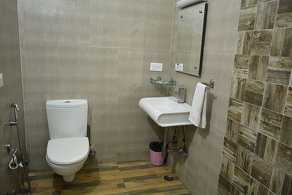 Hotel Samovar by Goyal Hoteliers Deluxe Room 6