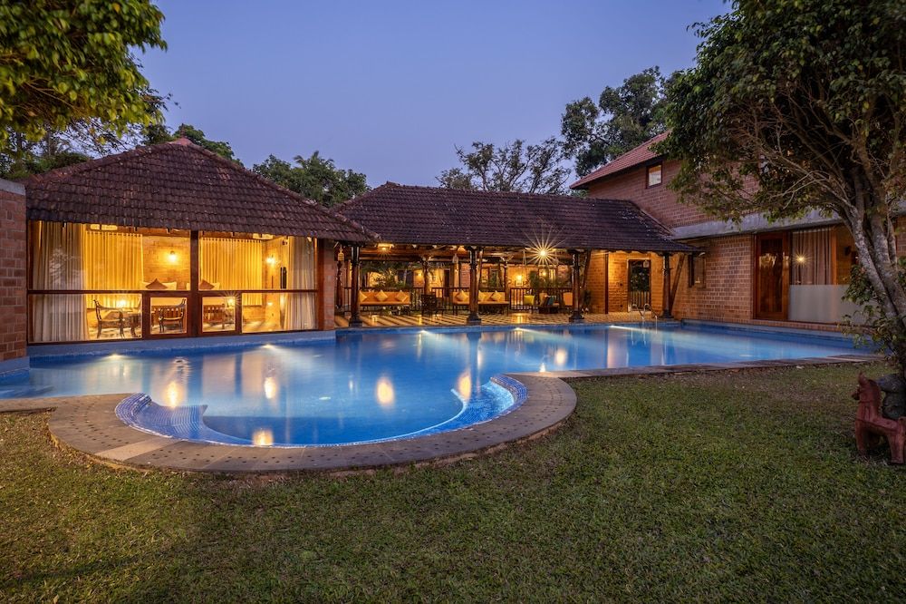 Amã Stays & Trails Lily Pad , Kumarakom