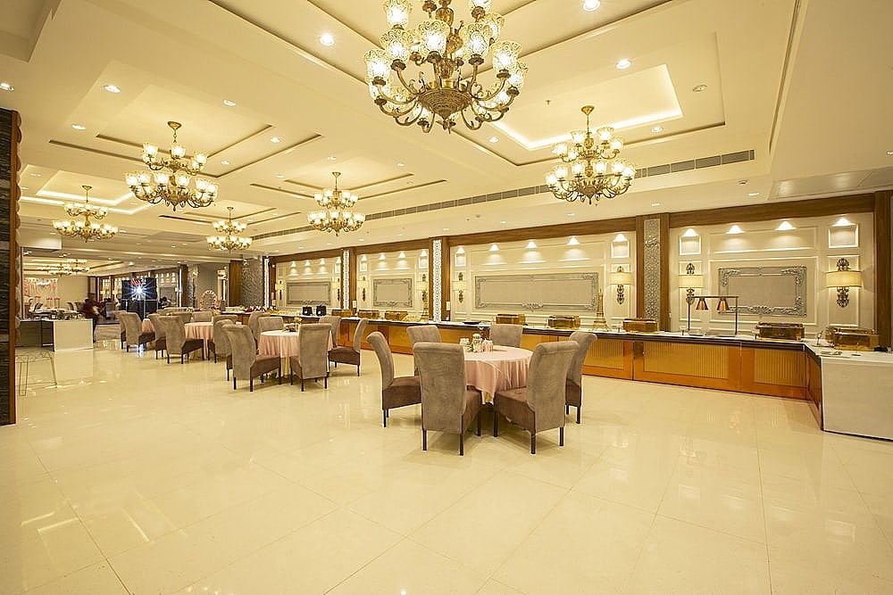 Banquet hall