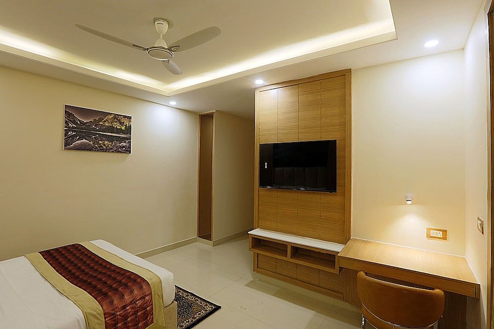 Hotel Sakura by Maps, GURGAON Standard Double Room 3