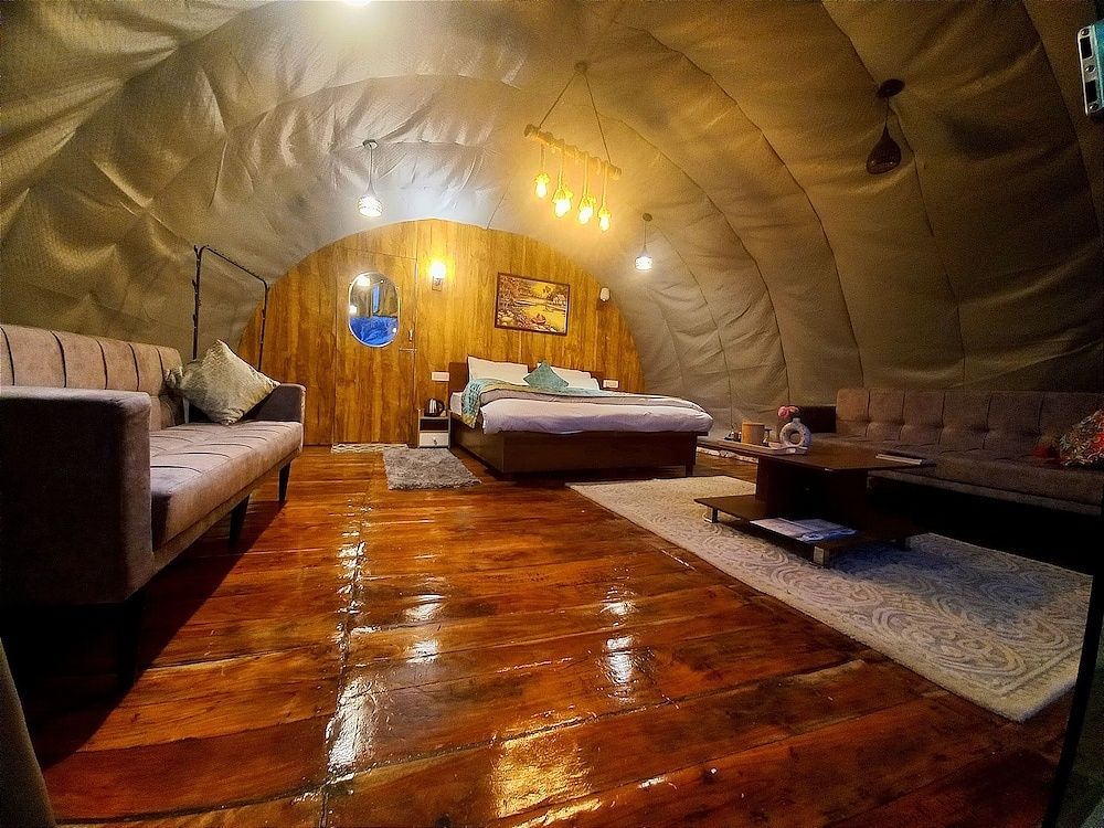 Nirvana Hamta Retreat Luxury Suite 6