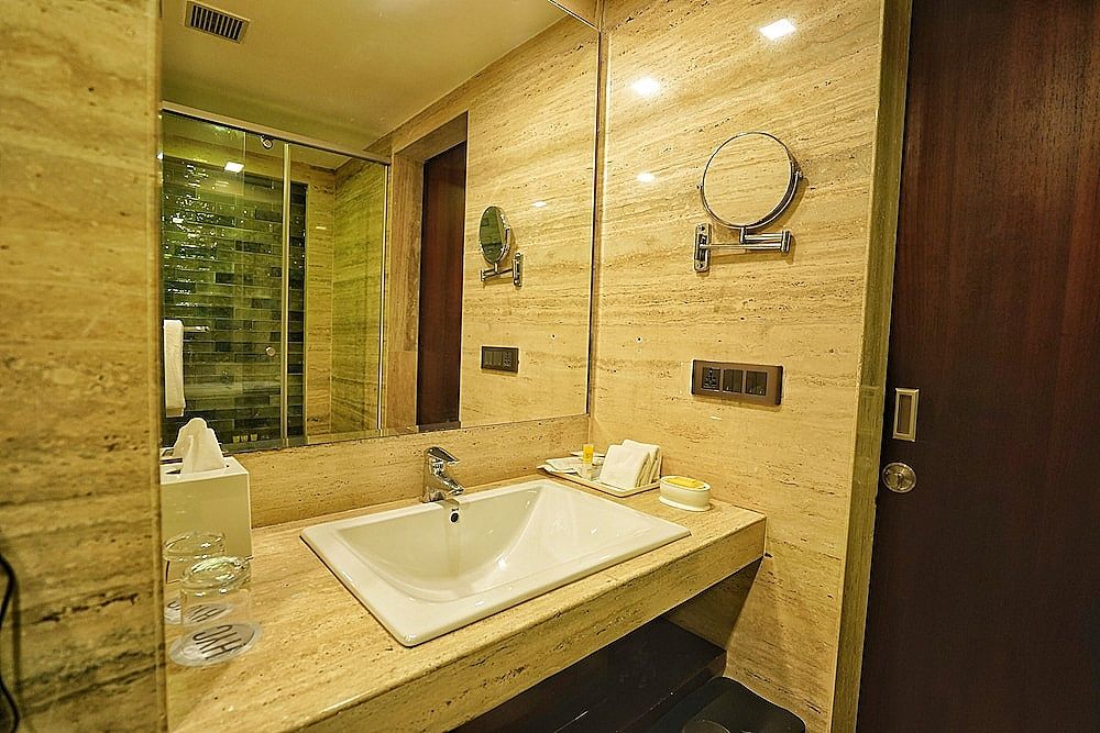Hyatt Centric Rajpur Road Dehradun Room, 2 Twin Beds 3