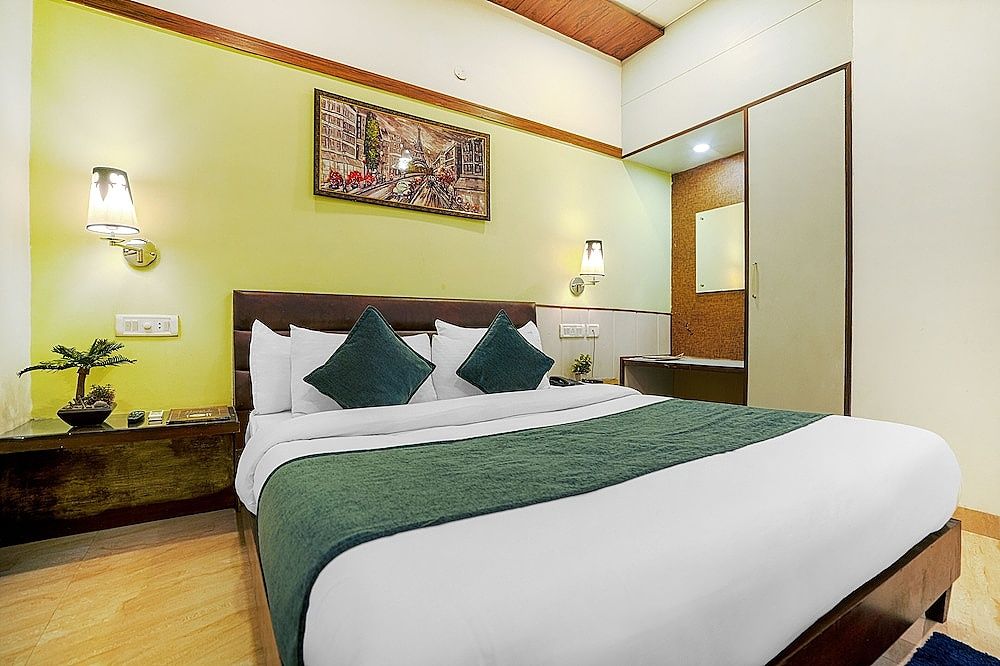 Hotel Seven- Centre of City Chandigarh Deluxe Room 13