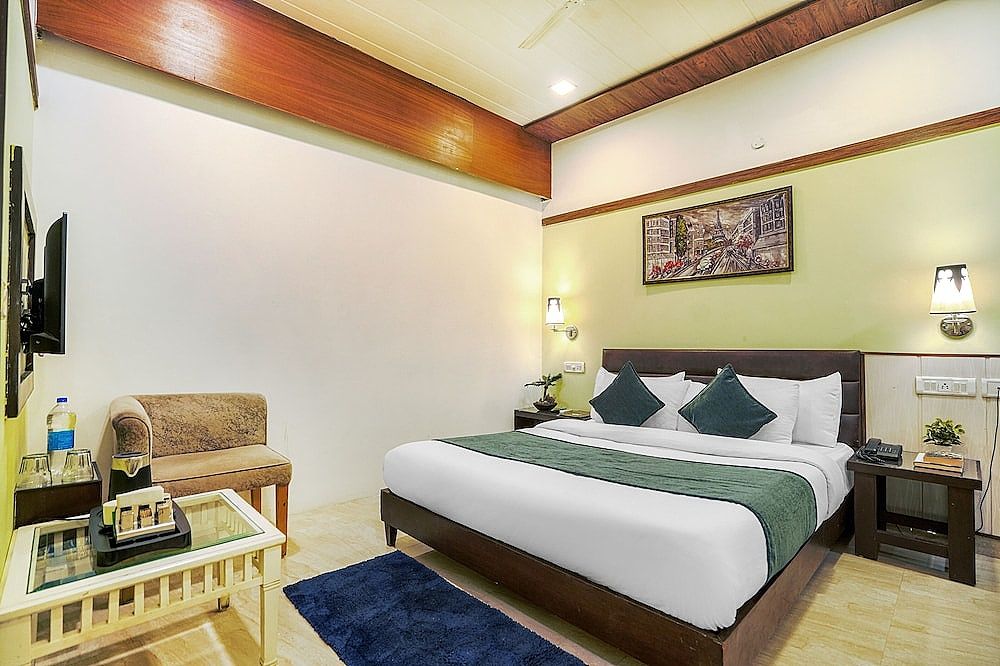 undefined HOTEL SEVEN 5