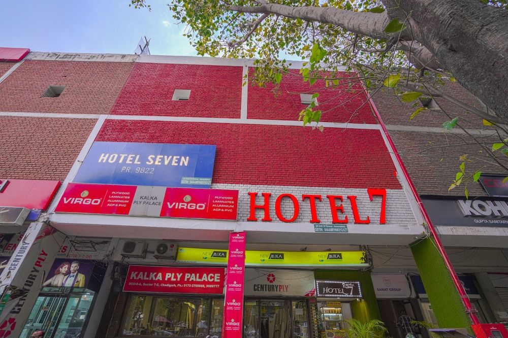 undefined HOTEL SEVEN