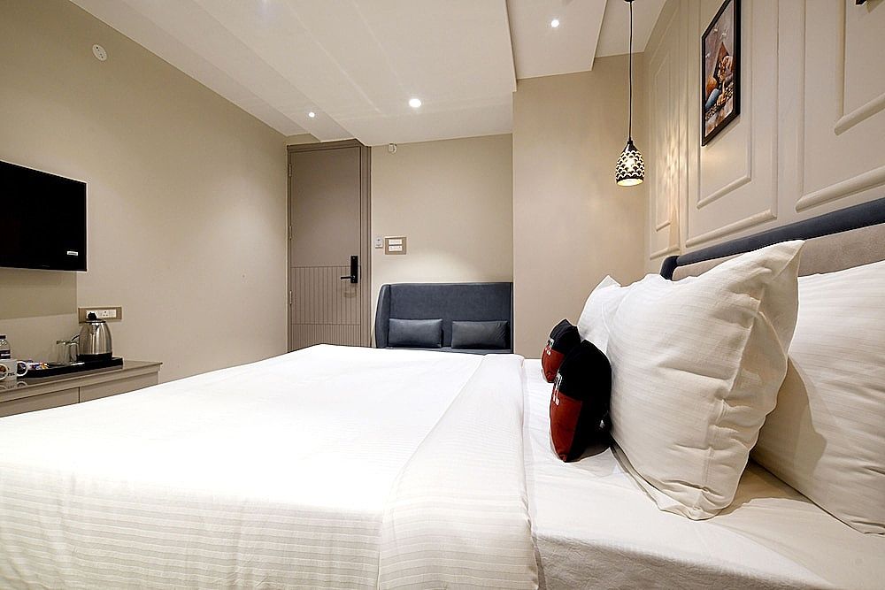 Aceotel Select Tulsi Deluxe Room 2