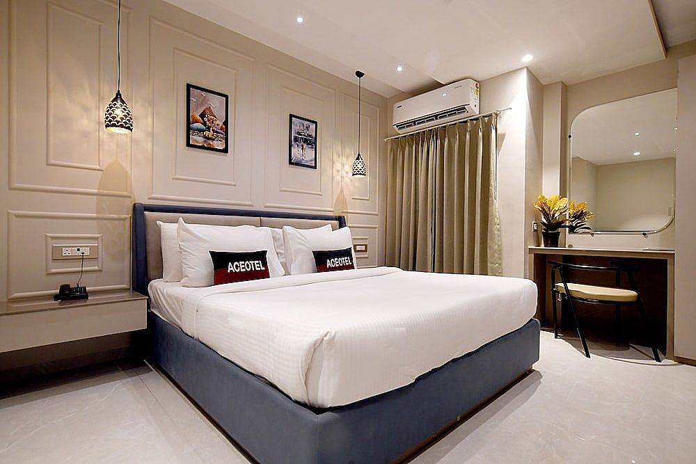 Aceotel Select Tulsi Deluxe Room 7