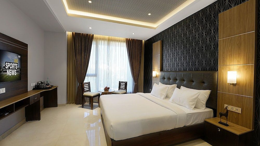 Hotel Gwen By Rivido Near IIM Bangalore Premium Double Room 4