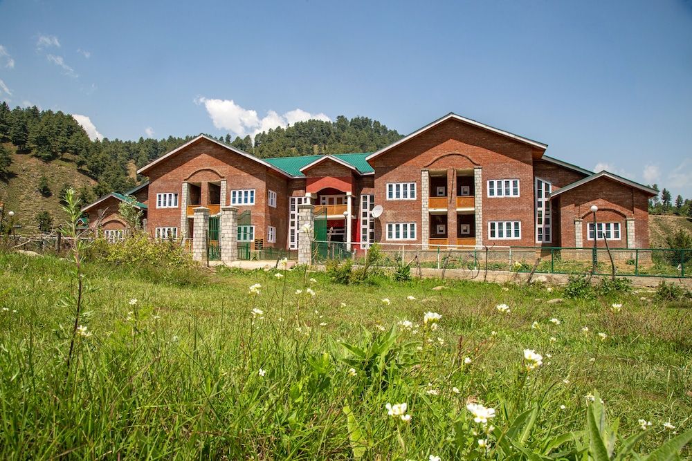 The Mountridge Resort Aharbal