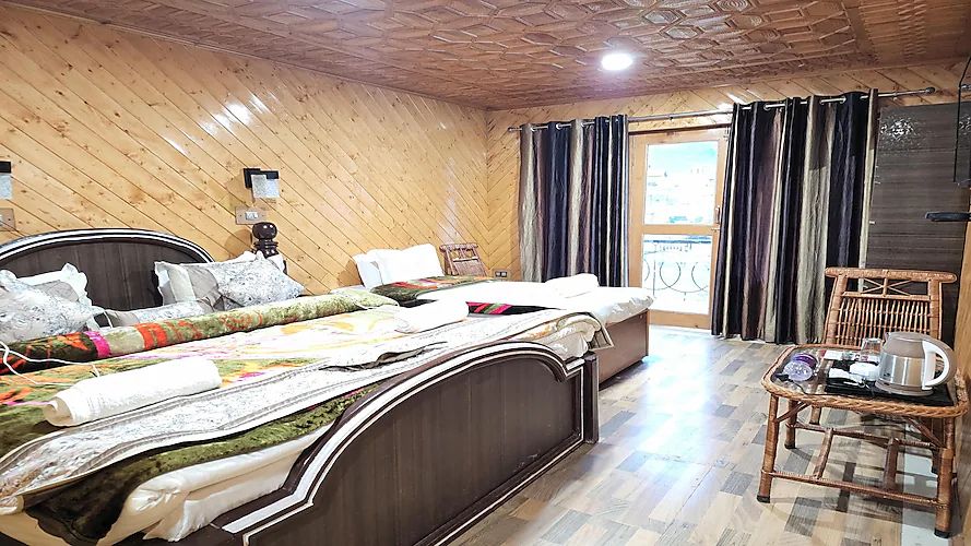 Triple Deluxe room + Free Wifi