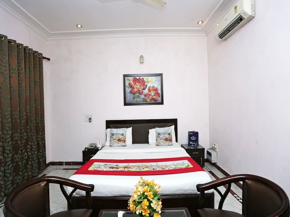OYO 306 Hotel Staayy Inn Double or Twin Room 13