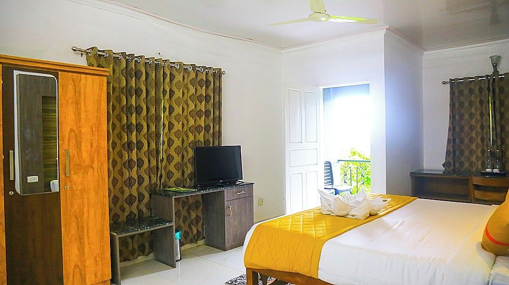 Spring Muunnar Deluxe Room 4