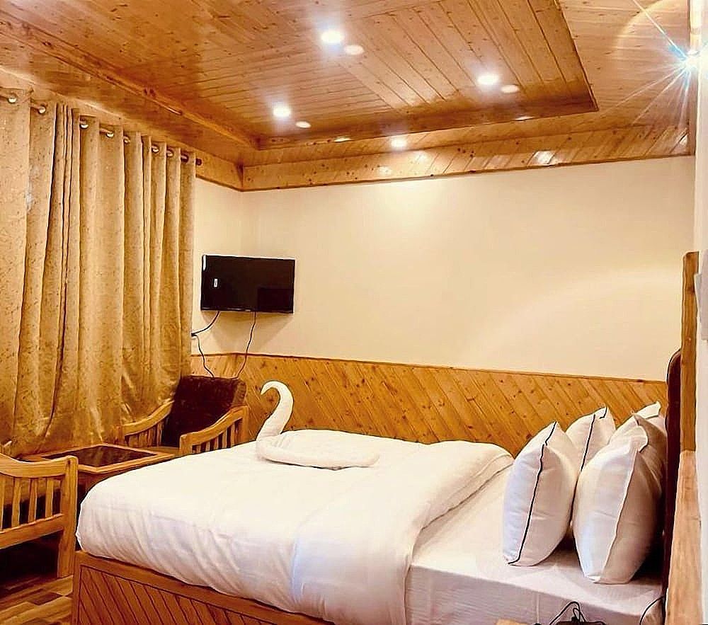 BSR Resort by Apple Orchards Standard Room 2