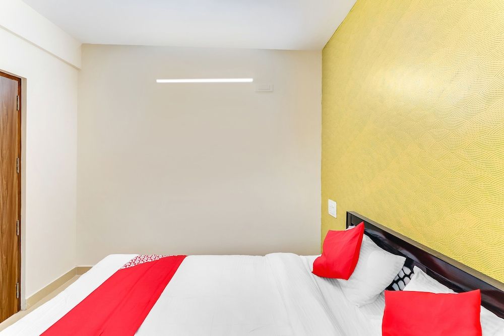 SPOT ON 49484 Jm Comfort Double or Twin Room 2