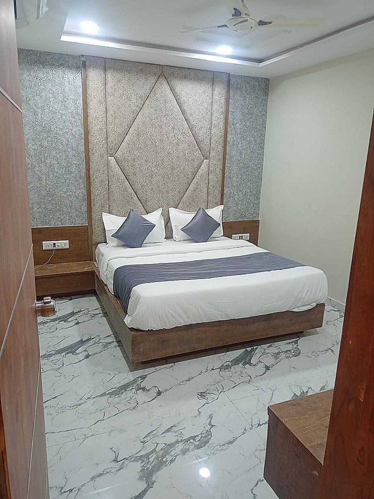 Classic Double Room