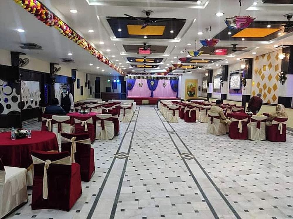 Banquet hall