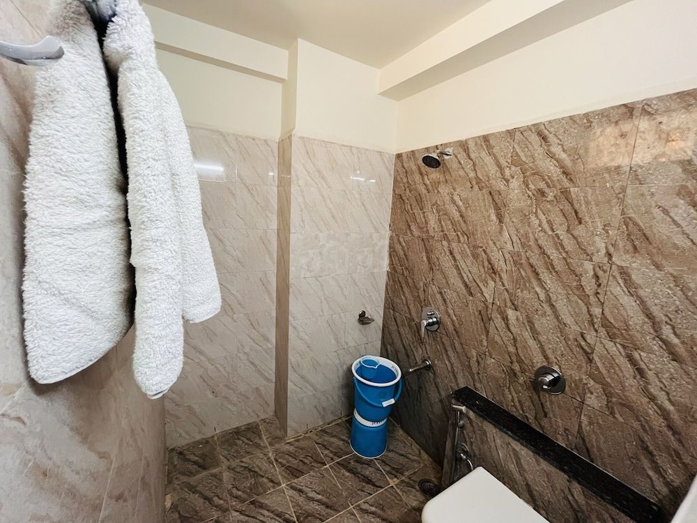 Hotel Shree Palace Deluxe Room 26