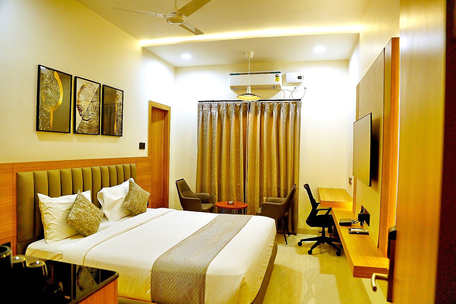 Oak Business Hotel Superior Room King