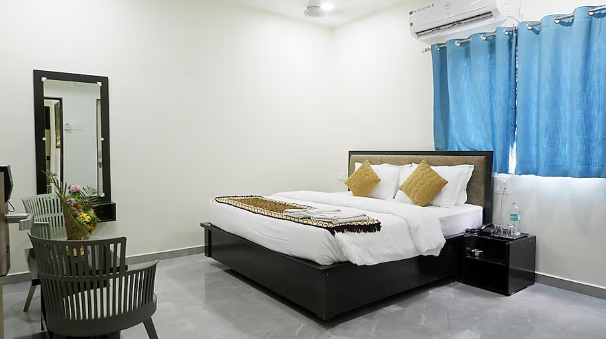 Hotel Ganga Regency Standard Room